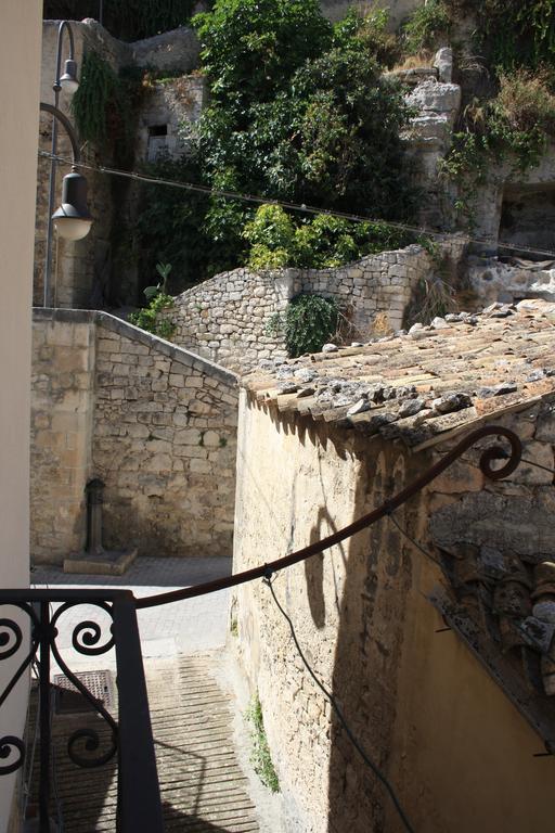 Appartamento Il Cappero Μόντικα Εξωτερικό φωτογραφία