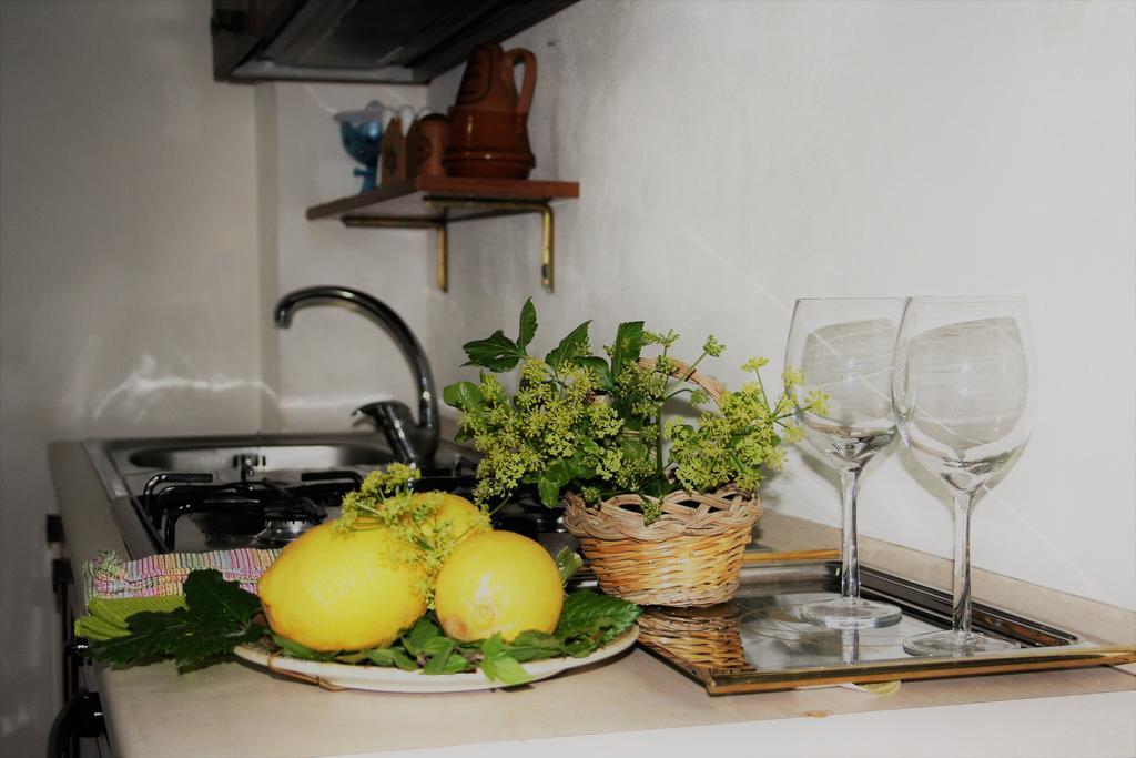 Appartamento Il Cappero Μόντικα Εξωτερικό φωτογραφία