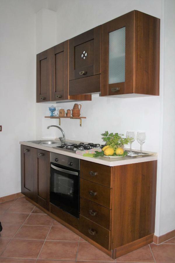 Appartamento Il Cappero Μόντικα Εξωτερικό φωτογραφία